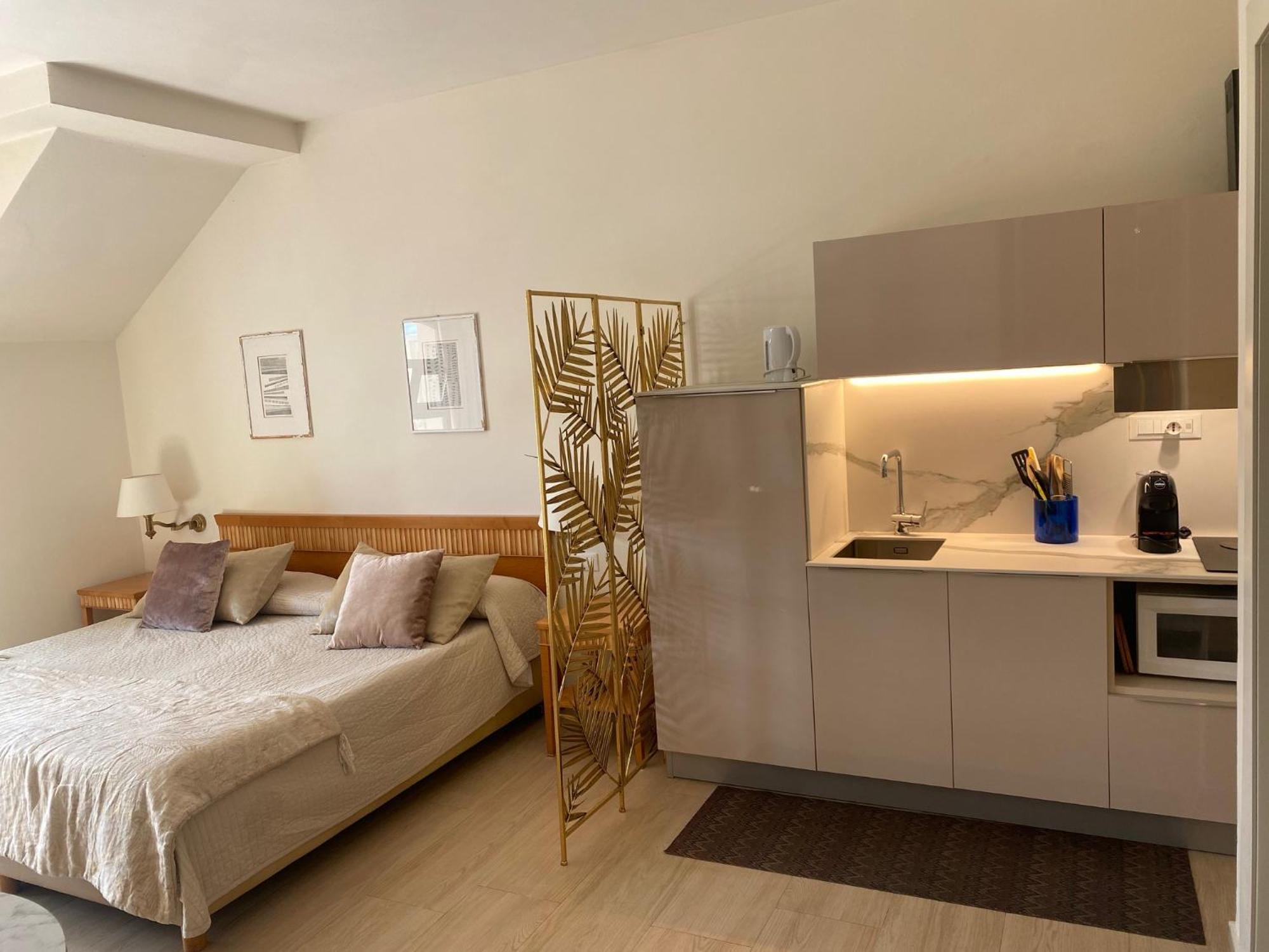 Miramare Apartments&suites