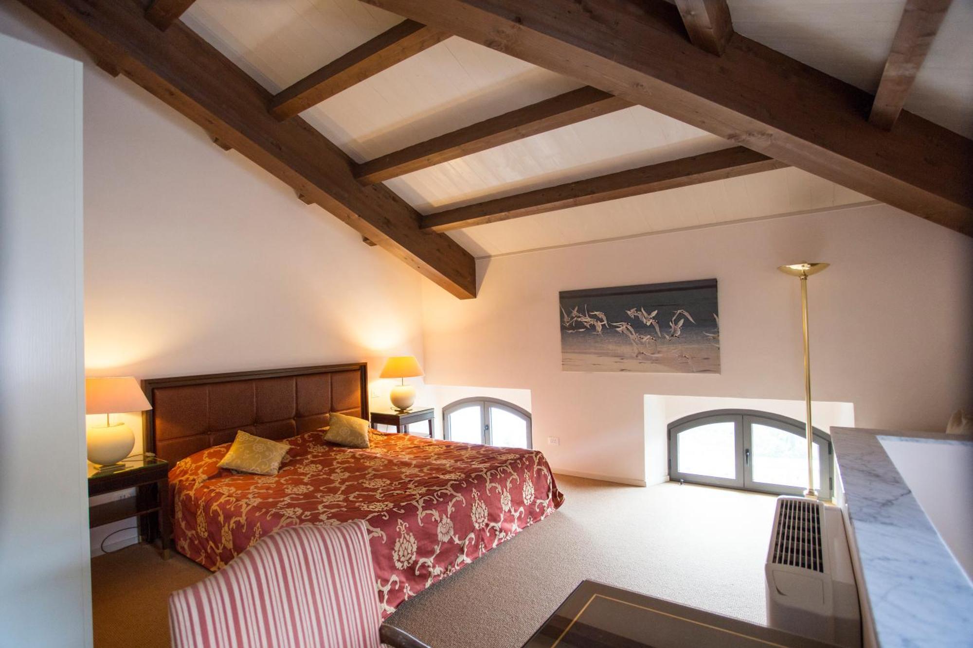 Aparthotel Miramare Apartments&suites 3*