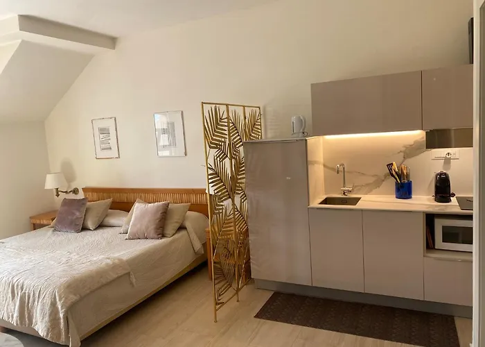 Miramare Apartments&Suites