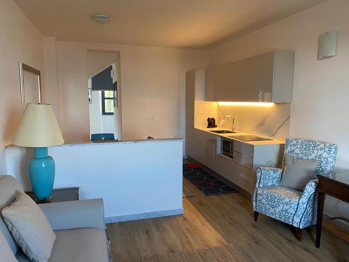 Aparthotel Miramare Apartments&suites 3*
