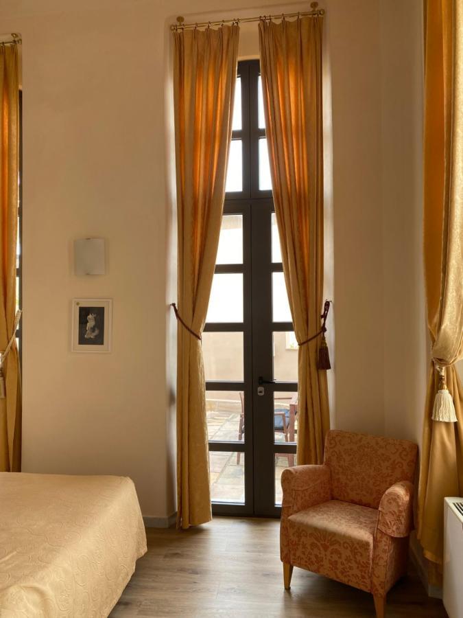 Miramare Apartments&suites 3* La Spezia