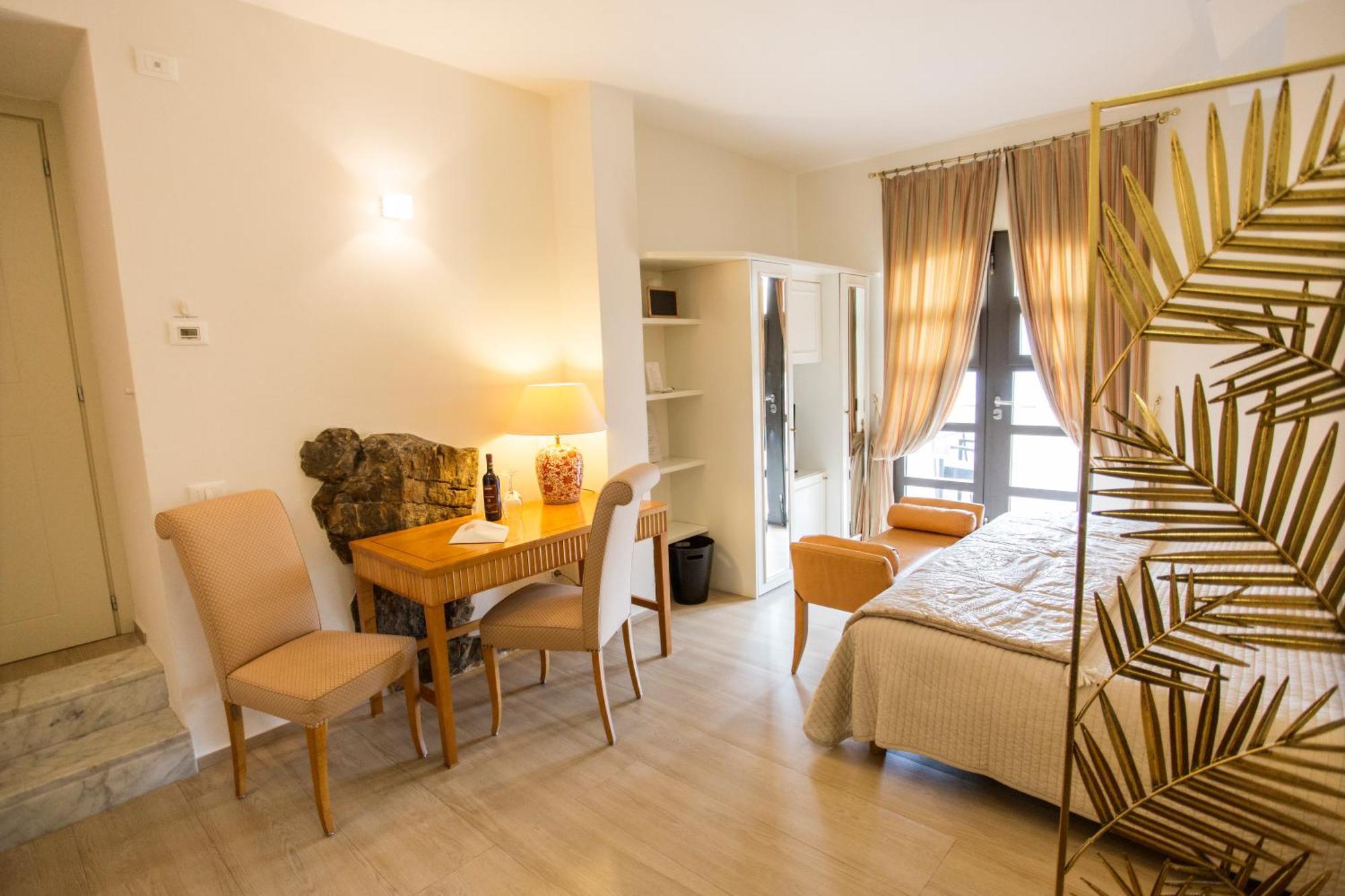 Miramare Apartments&suites