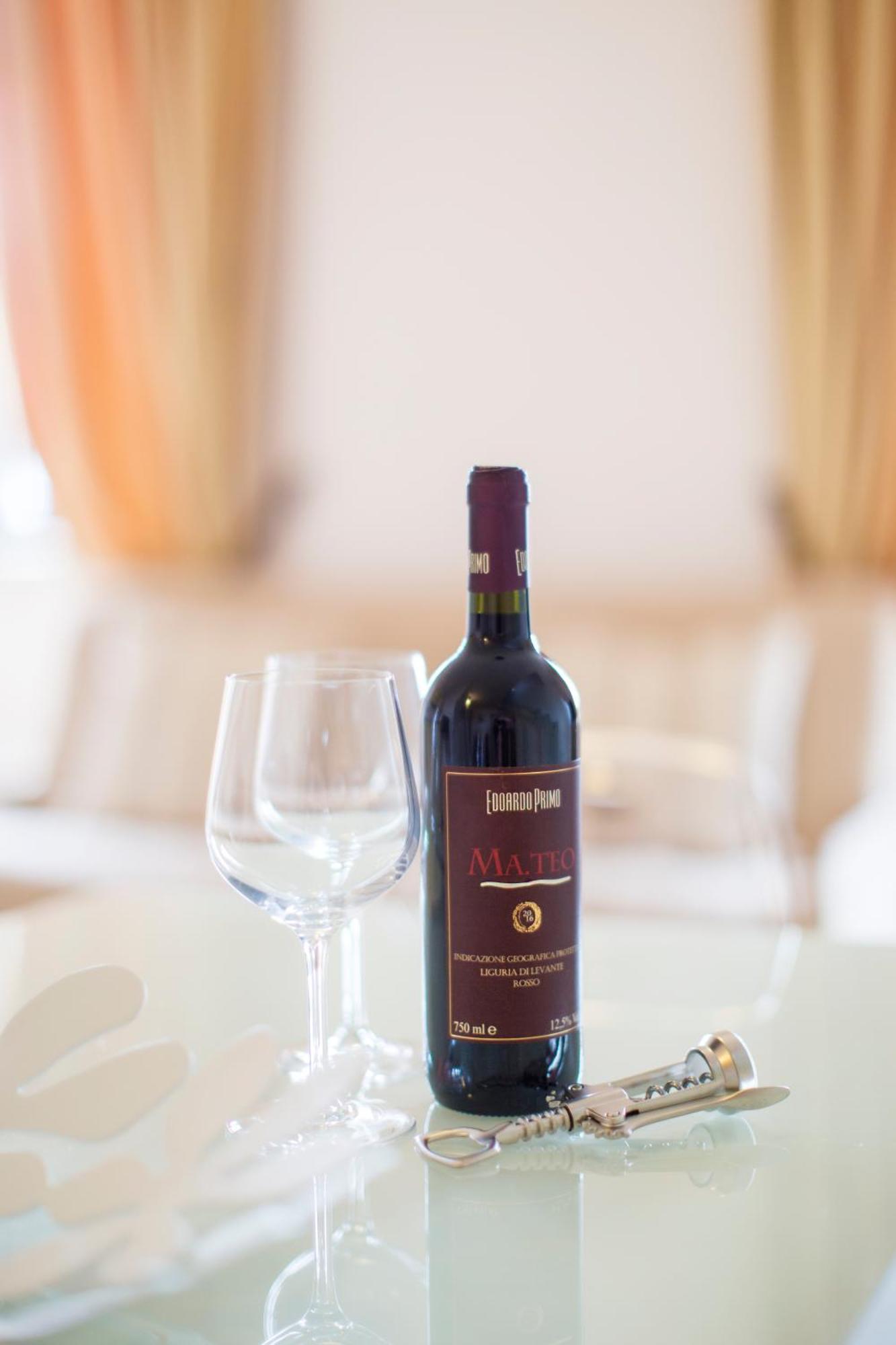 Miramare Apartments&suites Aparthotel 3*