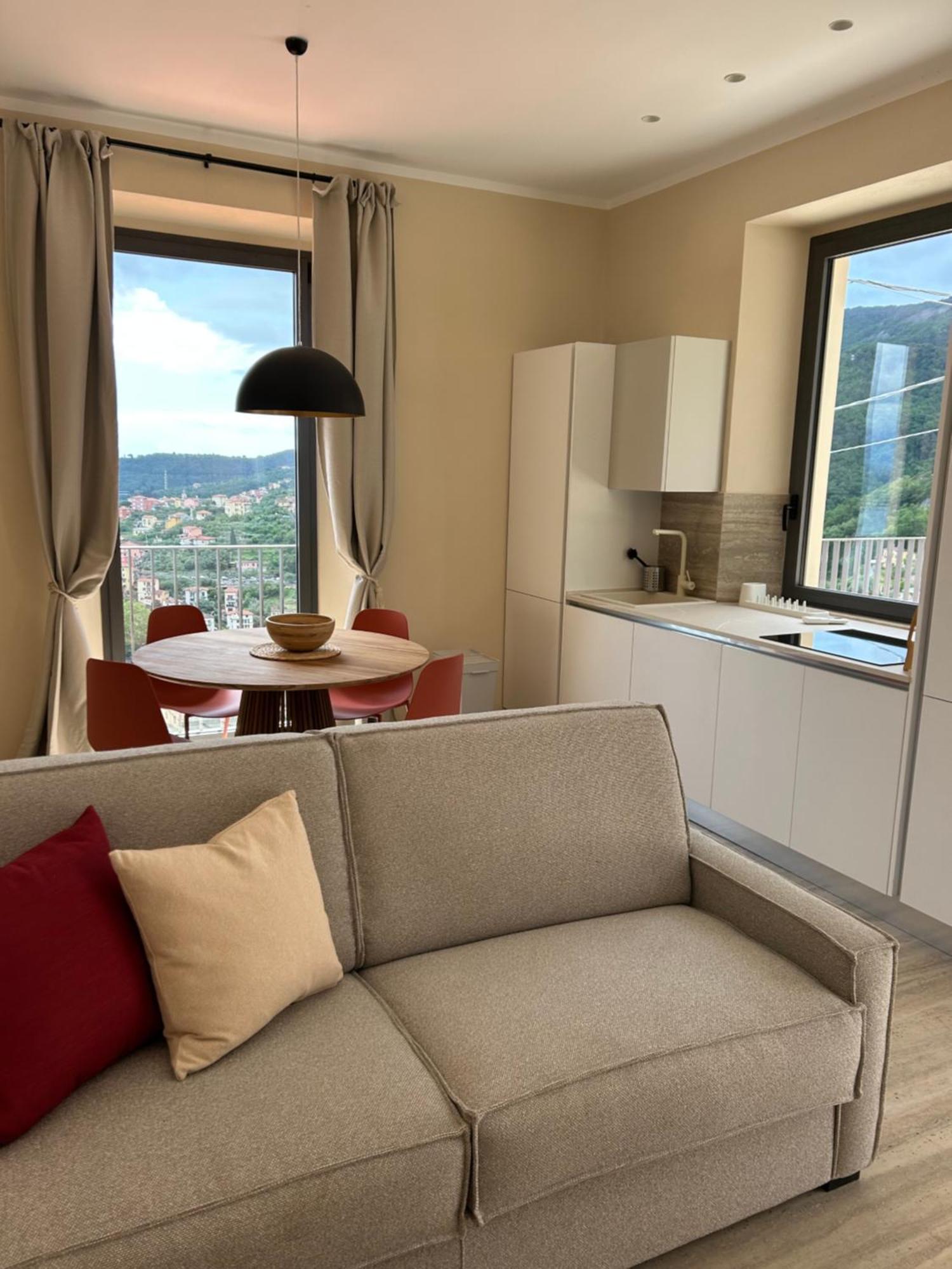Miramare Apartments&suites 3*